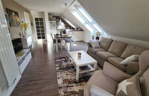 Kirchwerder Apartment | Vacation apartment for 3 people with balcony