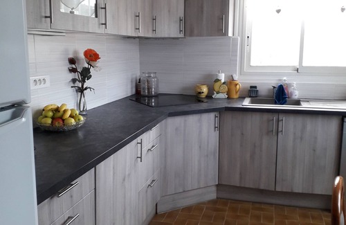 Carqueiranne Apartment | Vacation apartment in a two-family house