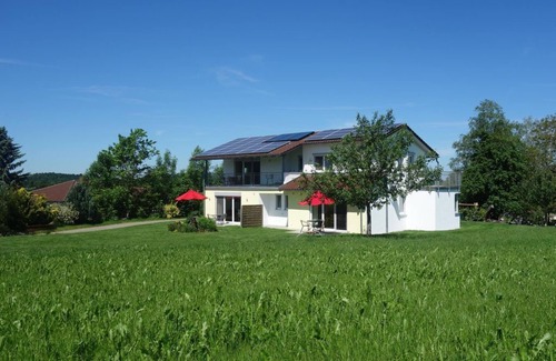 Albisreute Apartment | Vacation apartment Gänseblümchen - Holiday apartment Katzheim