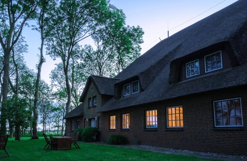 Welt Apartment | Vacation apartment "Haubarg Windschuur 8" in Welt for 4 persons