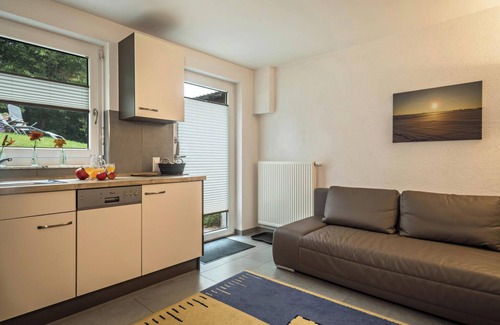 Mengen Apartment | Vacation Apartment "Haus Afaldra" with Wi-Fi and Garden