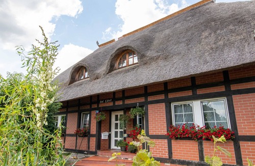 Penzlin Apartment | Vacation apartment Haus Lübeck - Holiday apartment 1