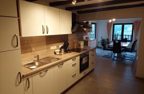 Waxweiler Apartment | Vacation apartment Holiday Prümtal - 4-bed vacation apartment shower/WC
