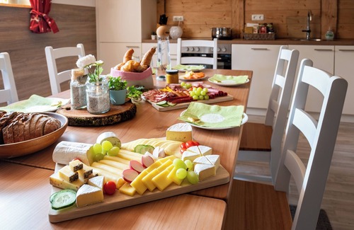 Bad Rodach Apartment | Vacation apartment in chalet style 75sqm