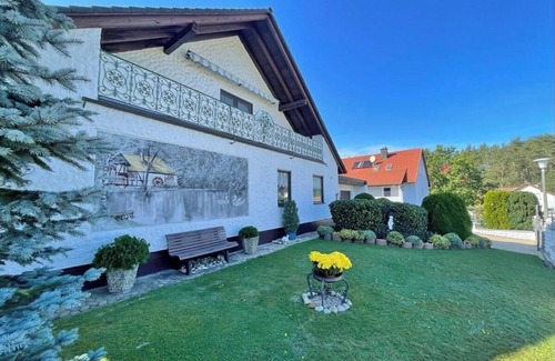 Roettenbach Apartment | Vacation apartment in the Franconian Lake District (up to 2 persons)