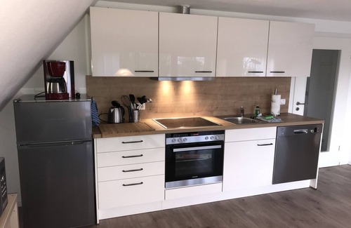 Breege Apartment | Vacation apartment in a quiet location and with balcony - Ferienhaus Solamar FeWo OG