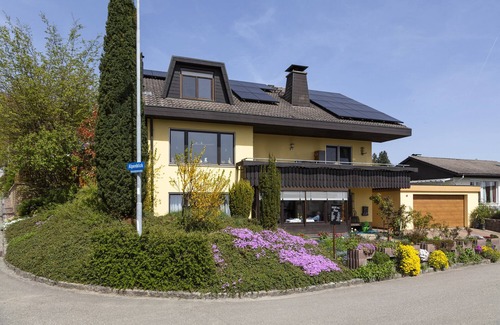Steinen House | Vacation apartment in Alpenblick