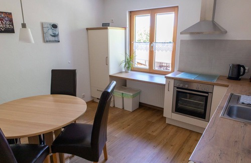 Riedbach Apartment | Vacation apartment in the countryside - Franconian Tuscany - HotTube/Whirlpool use possible