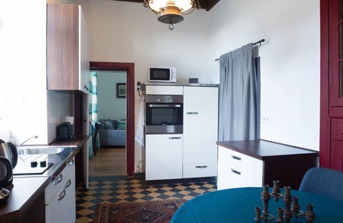 Hilbringen Apartment | Vacation apartment in the castle "de Maurice" - Hilbringen Castle