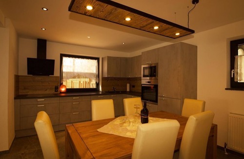 Maurach Apartment | Vacation apartment Jessy - apartment/flat, shower, WC, terrace
