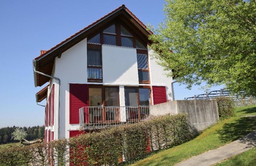 Lippertsreute Apartment | Vacation apartment Kirsche, 55sqm, 2 bedrooms, max. 2 adults and 2 children