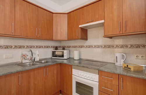 Las Arenas Apartment | Vacation Apartment 'Las Arenas Medio' with Wi-Fi