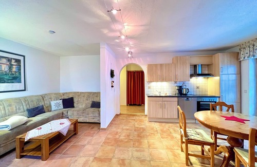 Fuessen Apartment | Vacation apartment "Linderhof in the Königstraße vacation home "