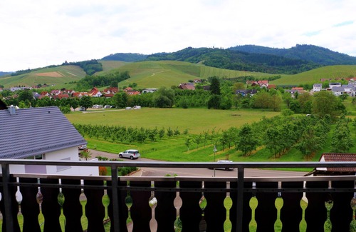Durbach Apartment | Vacation apartment mezzanine with 65sqm, 2 bedrooms, 1 living/bedroom for max. 5 persons