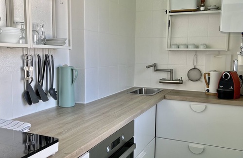 Faak am See Apartment | Vacation apartment Mittagskogel 4 in the Dietrichsteinerhof with lake access