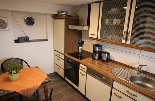 Mehren Apartment | Vacation apartment Mohrs family - 2-bed vacation apartment Mohrs family, shower/WC