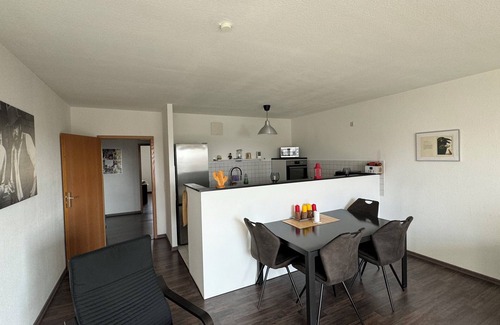 Ost Apartment | Vacation apartment near the Leipzig Trade Fair, Porsche, BMW and the airport