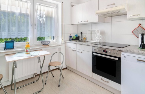 Stockach Apartment | Vacation apartment "Neunzehn" at the gateway to Lake Constance with WLAN, terrace and garden