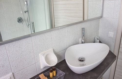 Crocetta-San Lazzaro-Modena Est Apartment | Vacation apartment opposite historic Maserati factory