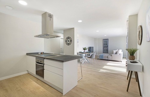 Los Gavilanes Apartment | Vacation Apartment 'Paraiso En Abades' with Sea View, Wi-Fi and Air Conditioning