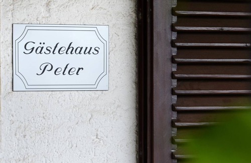 Mettlach Apartment | Vacation apartment Pascale - Guesthouse Peter