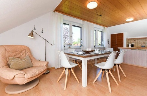 Westerholt Apartment | Vacation apartment Rotbuche in Westerholt - Holiday apartment Rotbuche