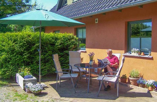 Zirkow Apartment | Vacation apartment Richard - Holiday home at the Museumshof