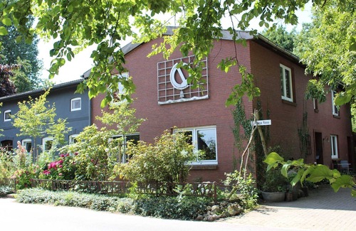 Boklund Apartment | Vacation apartment Rossi - the special vacation domicile - FeWo Rossi