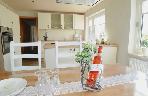 Schwackendorf Apartment | Vacation apartment sea