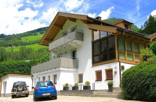 Heiligenblut Apartment | Vacation apartment Schachner