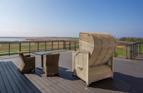 Ostseebad Wustrow Apartment | Vacation apartment summer suite between the Baltic Sea and the Bodden
