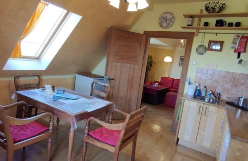 Cossebaude Apartment | Vacation apartment "Villa Grieß" - vacation with the winegrower, 2 bedrooms, 81 sqm, NR