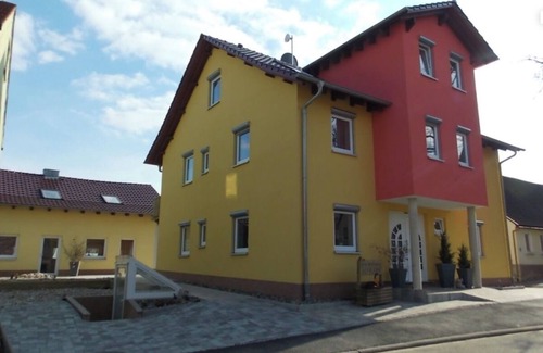 Rottingen Apartment | Vacation apartment with cozy living room