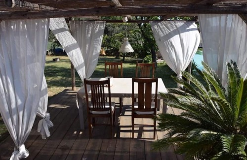 Notaresco Apartment | Vacation apartment with pool in historic country house Casa Norina