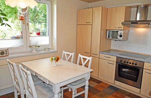 Ralswiek Apartment | Vacation apartment with sitting area in the garden on the Bodden in Ralswiek - Holiday apartment with