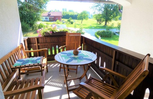 Hohenau Apartment | Vacation apartment with large west-facing balcony