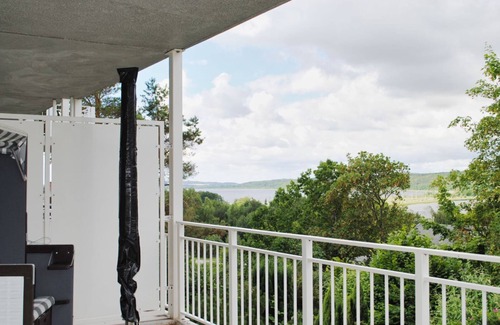 Lietzow Apartment | Vacation apartment with balcony, fireplace and sauna - Ferienwresidenz Zwei Bodden FeWo 2-8