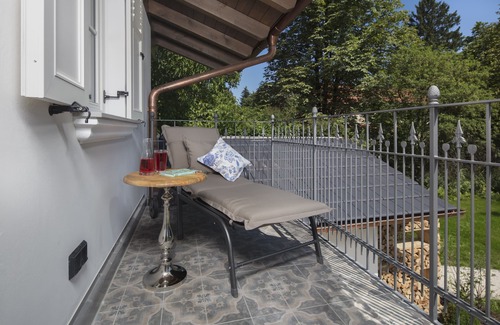 Breitbrunn a. Chiemsee Apartment | Vacation apartmentchiemsee "Gallery" Hauspirol