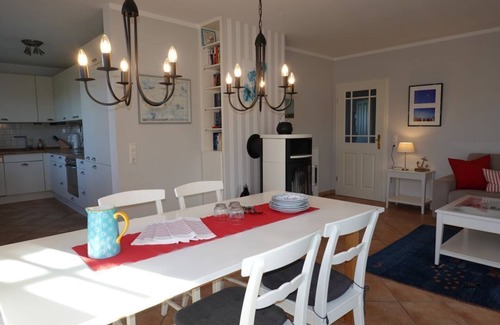 Alkersum Apartment | Vacation at Hüs Dikstian in Alkersum