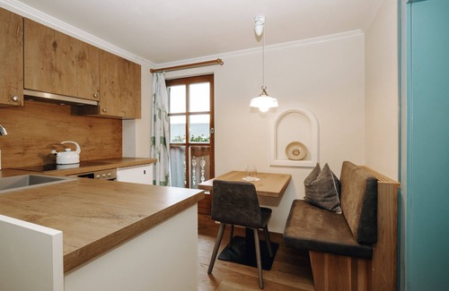Alpendorf Apartment | Vacation apartment/apartment for 4 guests with 45m² in Sankt Johann im Pongau (297771)