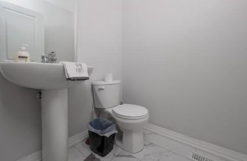 Niagara Falls House | Vacation at the Falls