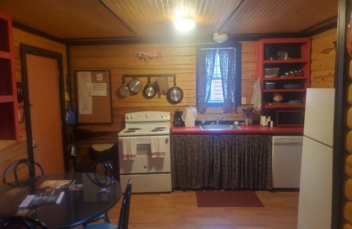 Sulphur Cabin | Vacation Cabin at Lake of the Arbuckles