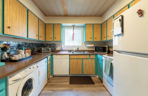Walden on Lake Conroe Condo | Vacation condo next to the marina and two parks.nEnglish and Mandarin speaking