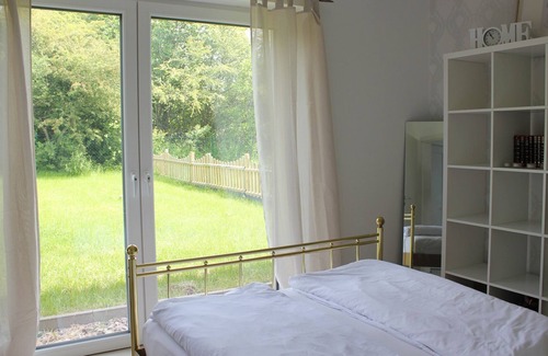 Bad Muender am Deister House | Vacation Home "Kleines Paradies Am Deister" with Private Terrace, Private Garden & Wi-Fi