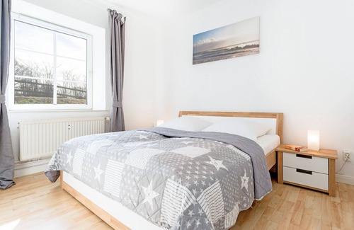Blekendorf Apartment | Vacation apartment Am Bauerngarten with terrace in Holstein Switzerland