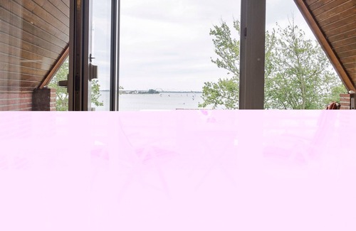Lemkenhafen Apartment | Vacation apartment/apartment for 4 guests with 65m² in Fehmarn OT Lemkenhafen (145255)