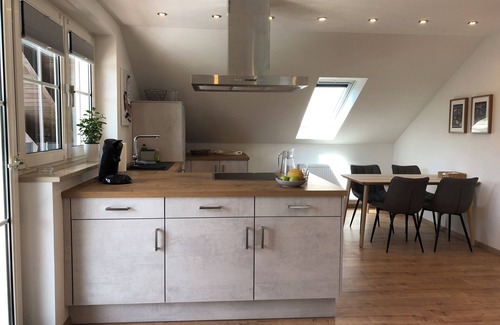 Gundelfingen an der Donau House | Vacation home with two apartments and garden for 10 people
