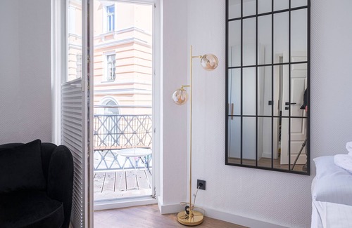 Warnemuende Apartment | Vacation directly on the historic Alter Strom