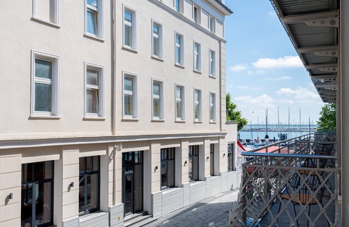 Warnemuende Apartment | Vacation directly on the historic Alter Strom