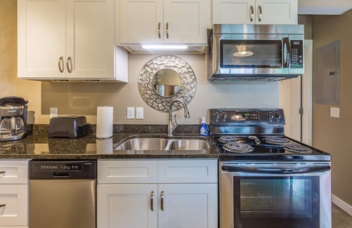 East Lake Cottage | Vacation Dome rental in the Unique city of Chattanooga TN